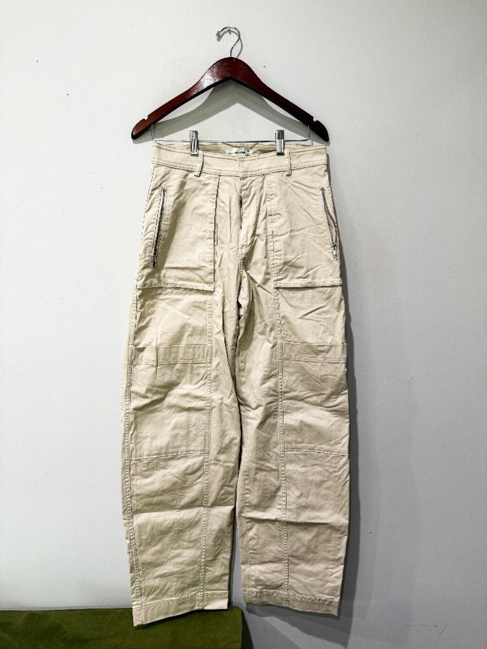 Abercrombie & Fitch Mid Rise Barrel Utility Pants Cream Women's Size 26 Long